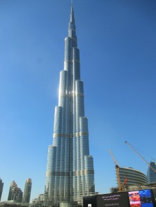 Burj-Khalifa-from-Dubai-mall-Dubai-United-Arab-Emirates